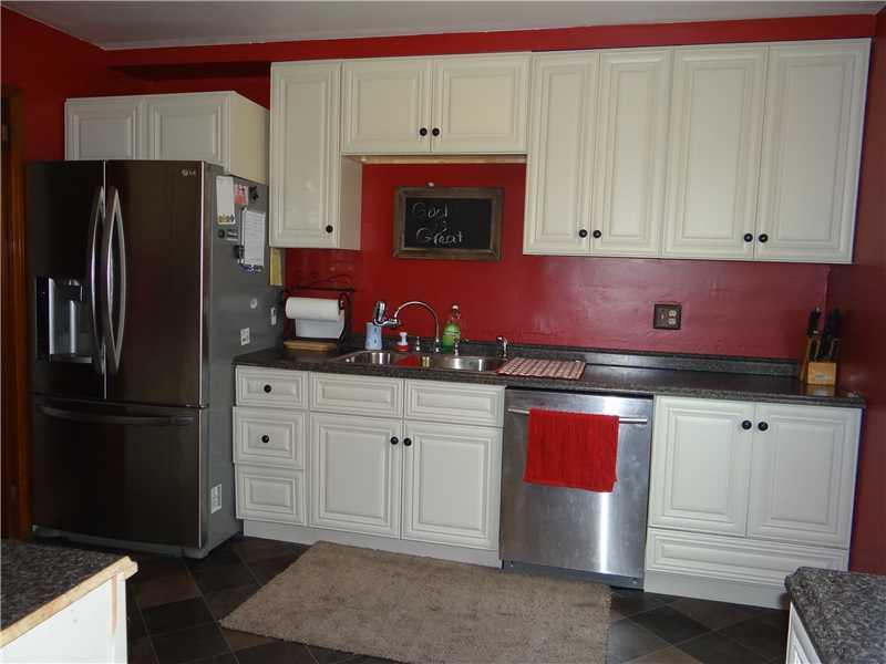 96 United Road Mount Pleasant, PA 15666 - Photo 5 of 18 Kitchen.