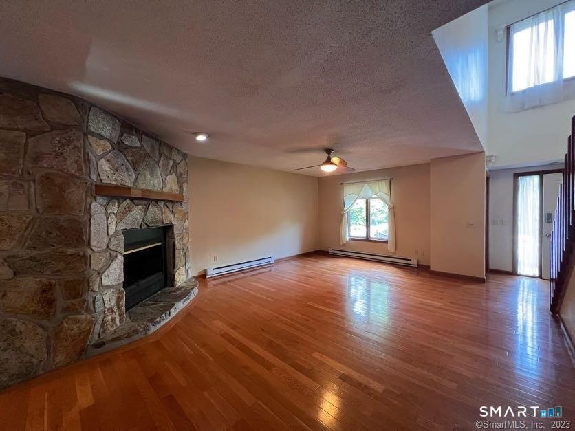 223 Flanders Road, Unit 8 East Lyme, CT 06357 - Photo 14 of 31