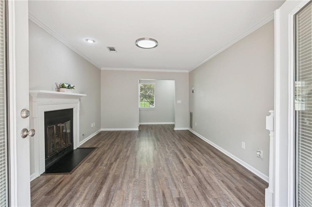 1169 Haven Brook Way Northeast Brookhaven, GA 30319 - Photo 4 of 29