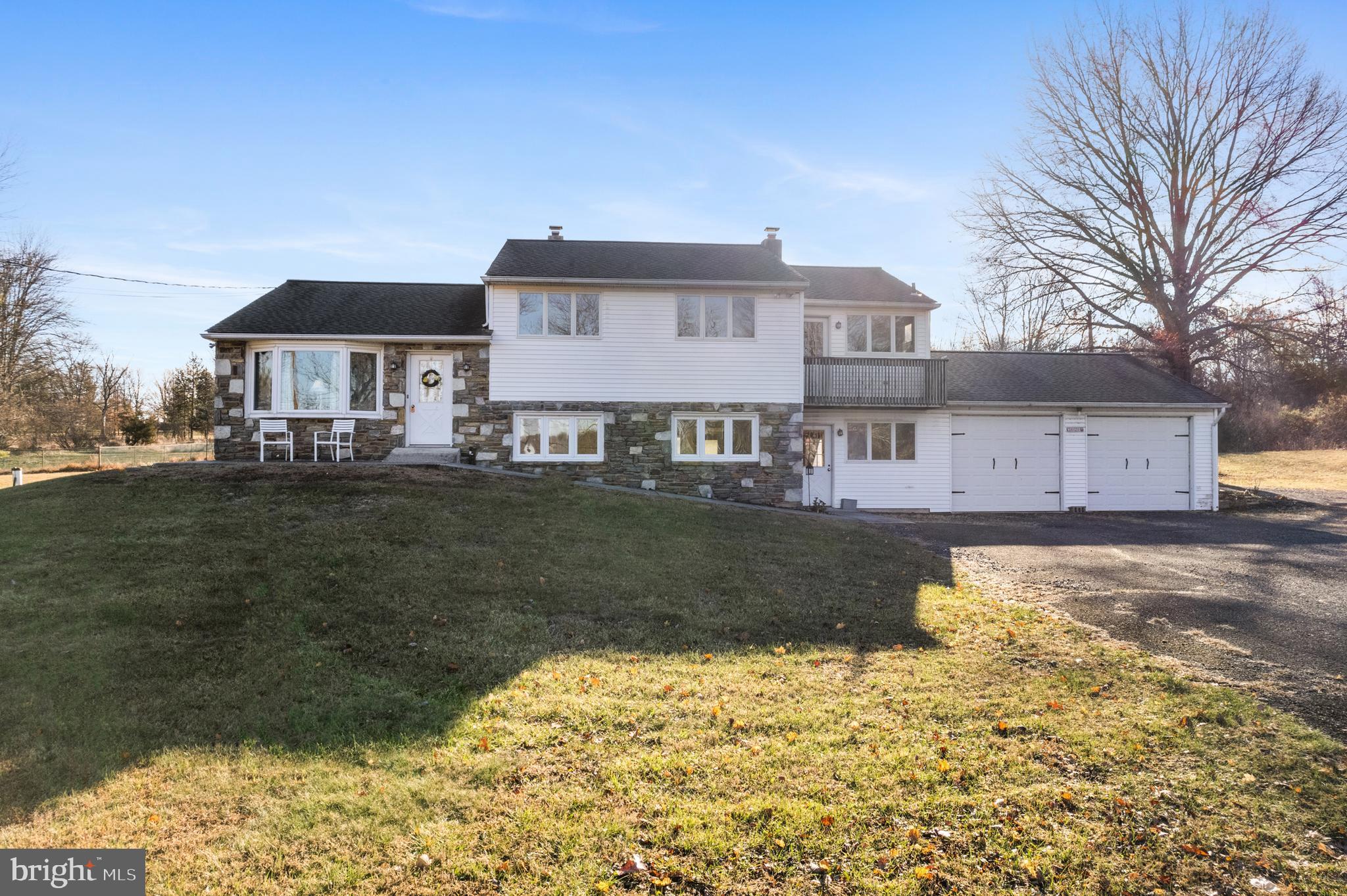 1237 7 Corner Road Perkasie, PA 18944 - Photo 3 of 74 Gallery Image 3