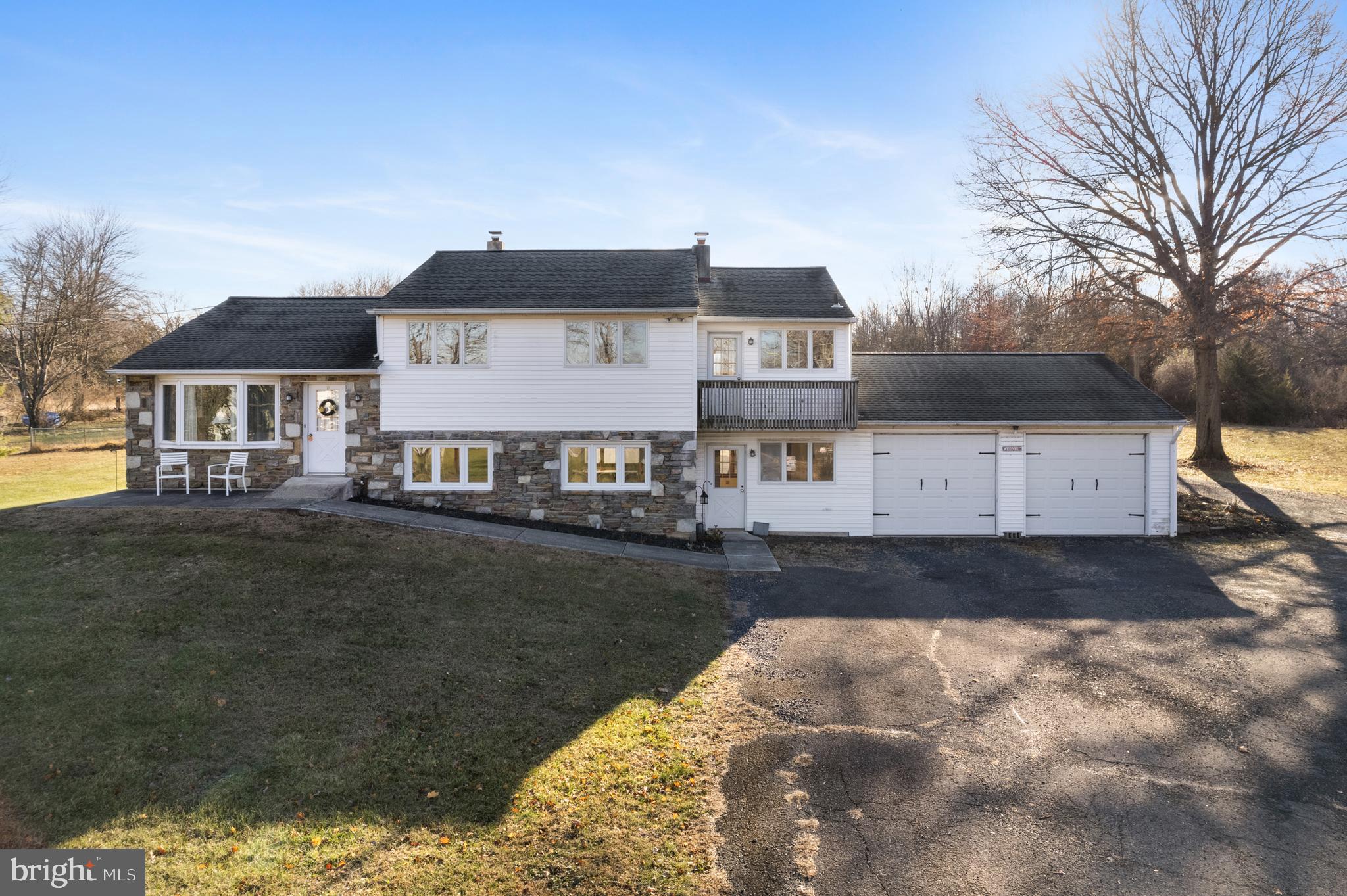 1237 7 Corner Road Perkasie, PA 18944 - Photo 4 of 74 Gallery Image 4