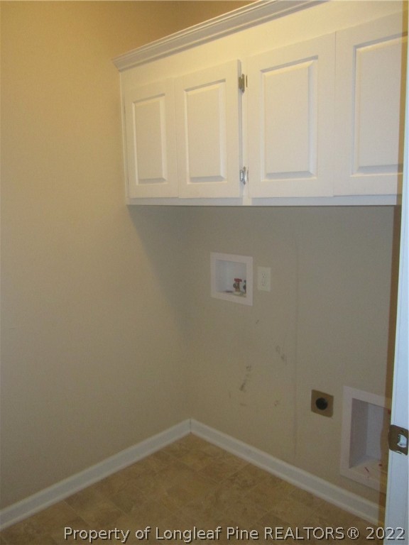 558 Cape Fear Road Raeford, NC 28376 - Photo 5 of 10 close up of a white marble wall