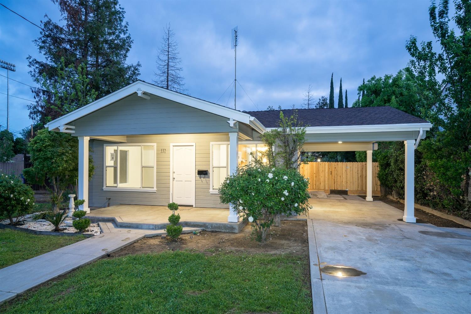 332 West North Avenue Reedley, CA 93654 - Photo 1 of 28 Gallery Image 1