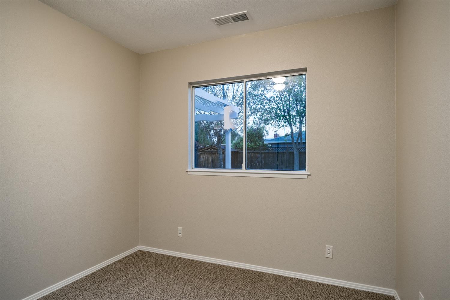 332 West North Avenue Reedley, CA 93654 - Photo 12 of 28 Gallery Image 12