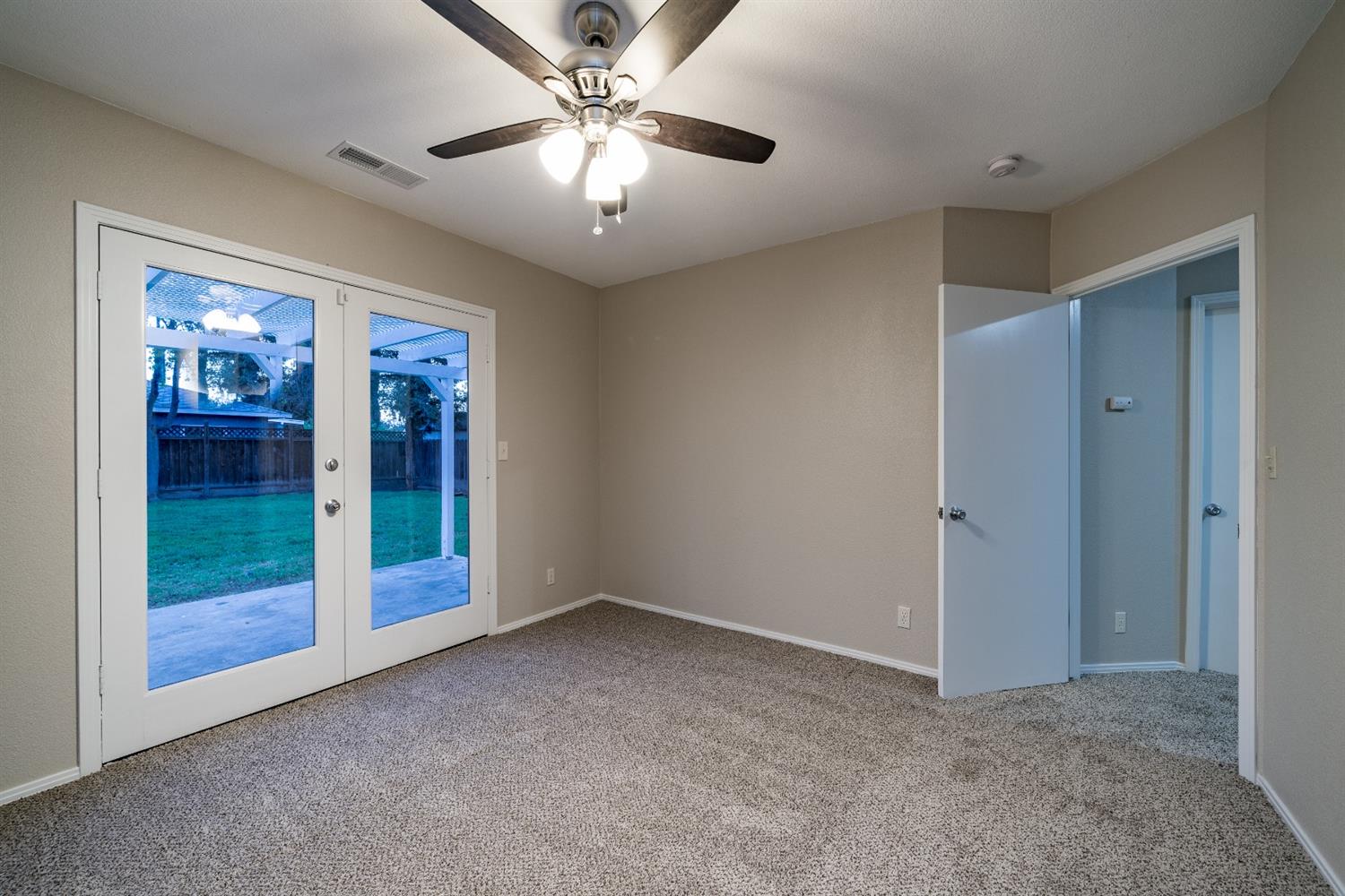 332 West North Avenue Reedley, CA 93654 - Photo 15 of 28 Gallery Image 15