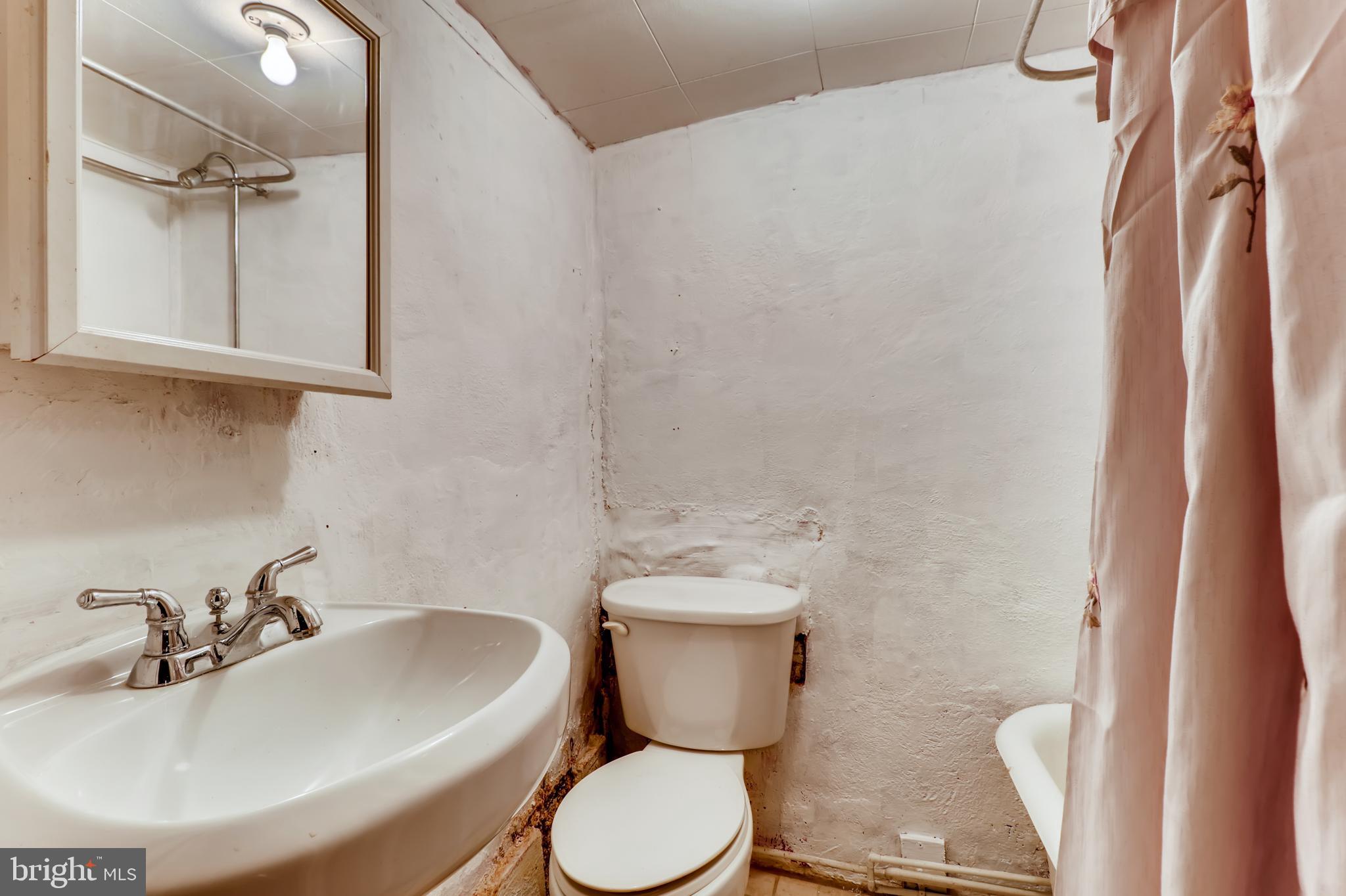 3430 Roland Avenue Baltimore, MD 21211 - Photo 21 of 24 Gallery Image 21