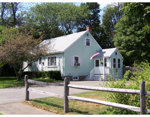 9 Stafford Road Danvers, MA 01923 - Photo 1 of 13 Gallery Image 1