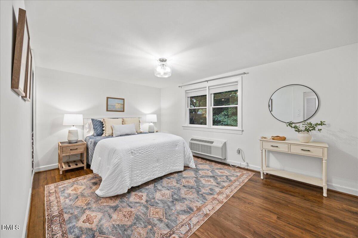 1641 Sutton Drive Raleigh, NC 27605 - Photo 11 of 22