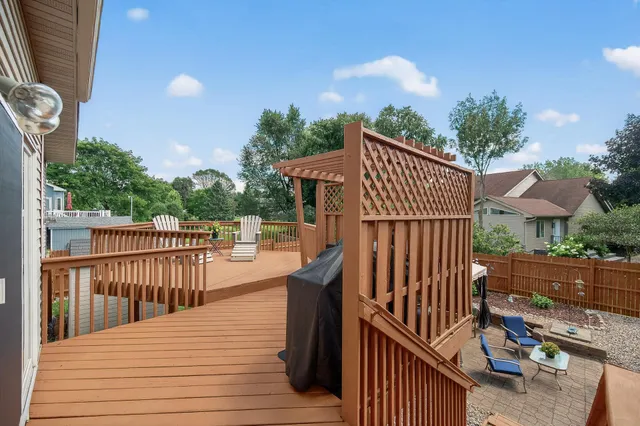 $3,500 | 4133 Sunset Trail North, Brooklyn Park, MN 55443