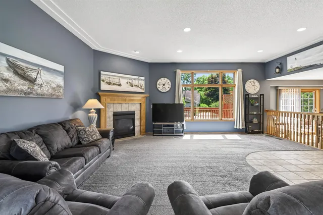 $3,500 | 4133 Sunset Trail North, Brooklyn Park, MN 55443