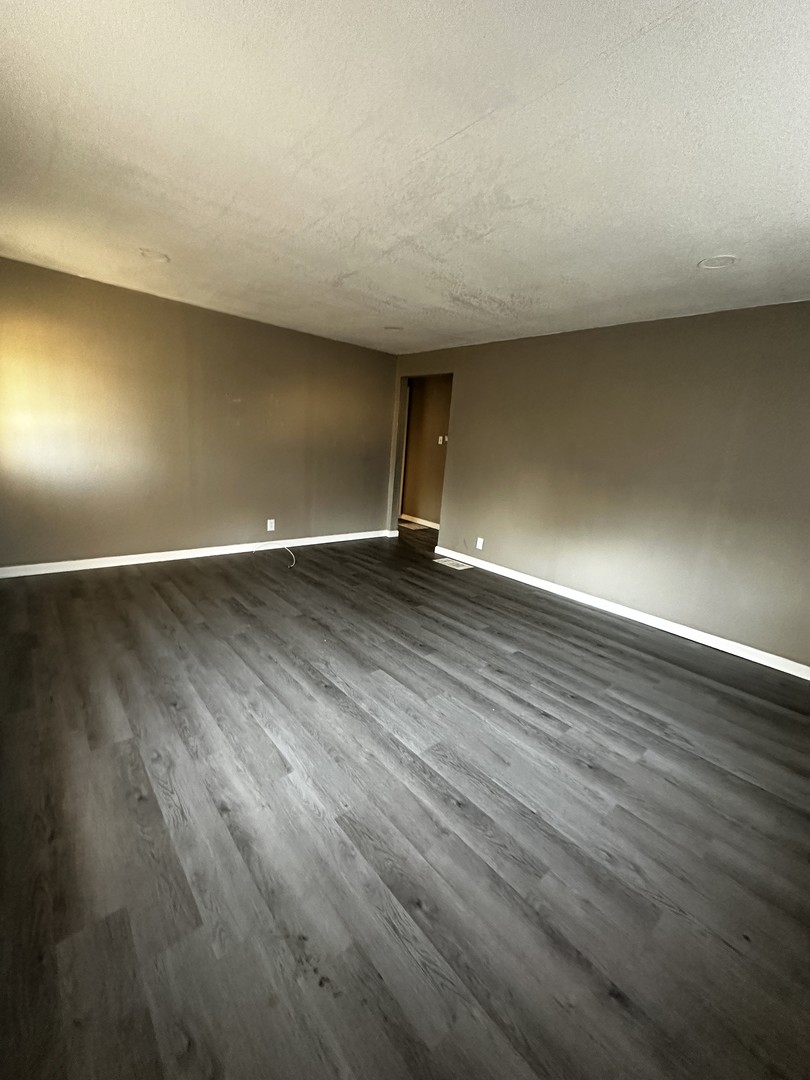 2004 West Leafland Avenue Decatur, IL 62522 - Photo 4 of 10 Gallery Image 4