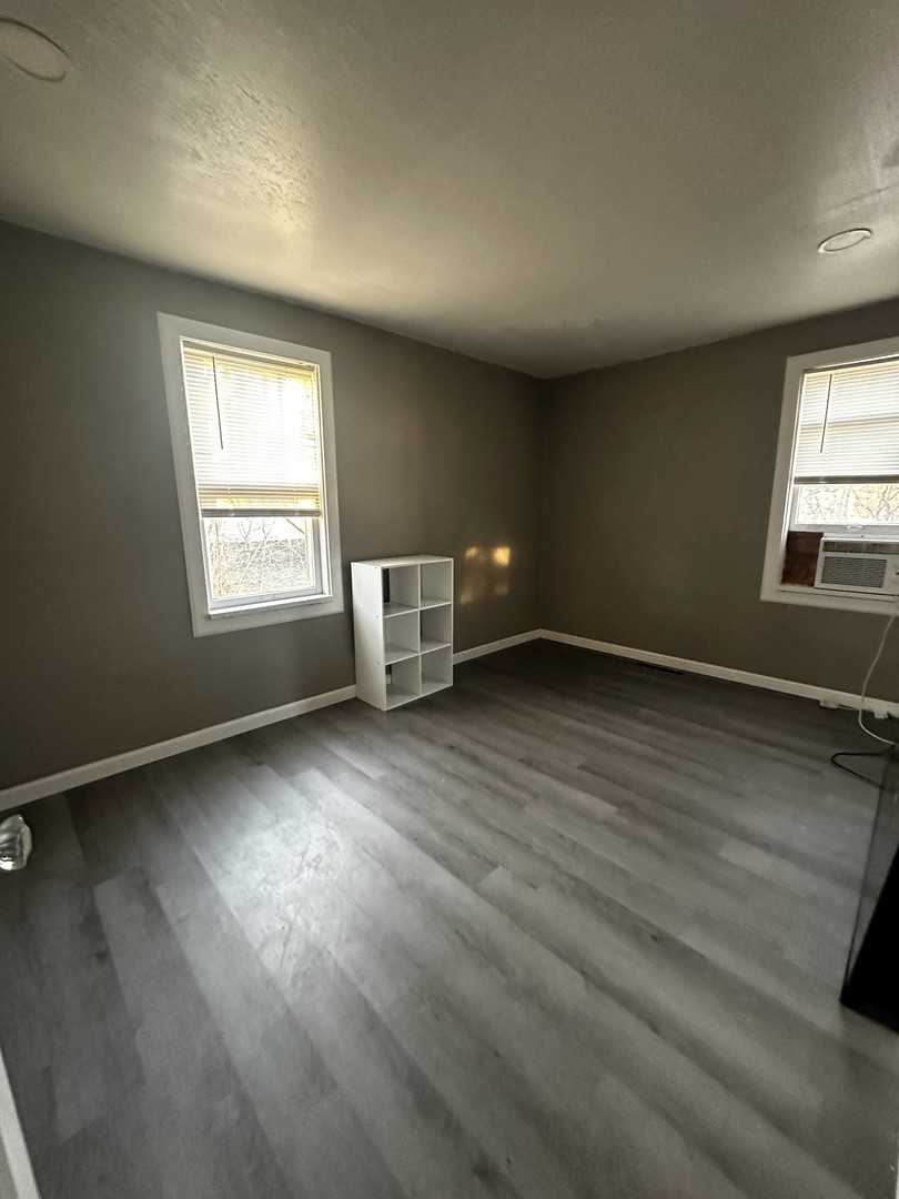 2004 West Leafland Avenue Decatur, IL 62522 - Photo 6 of 10 Gallery Image 6