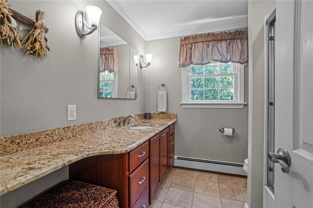 2420 Division Road East Greenwich, RI 02818 - Photo 23 of 33 Gallery Image 23