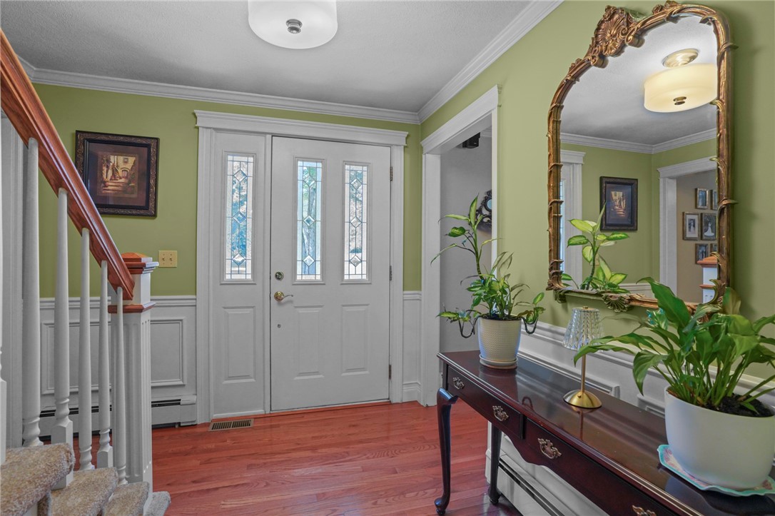 2420 Division Road East Greenwich, RI 02818 - Photo 4 of 33 Gallery Image 4