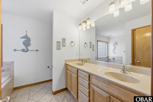 $899,000 | 767 Gulfstream Court, Corolla, NC 27927