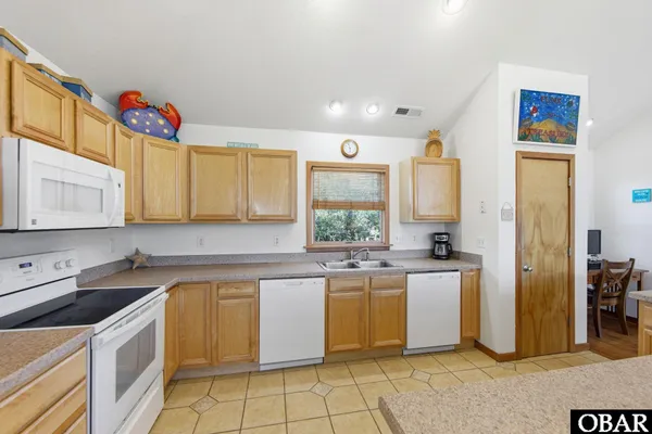 $899,000 | 767 Gulfstream Court, Corolla, NC 27927