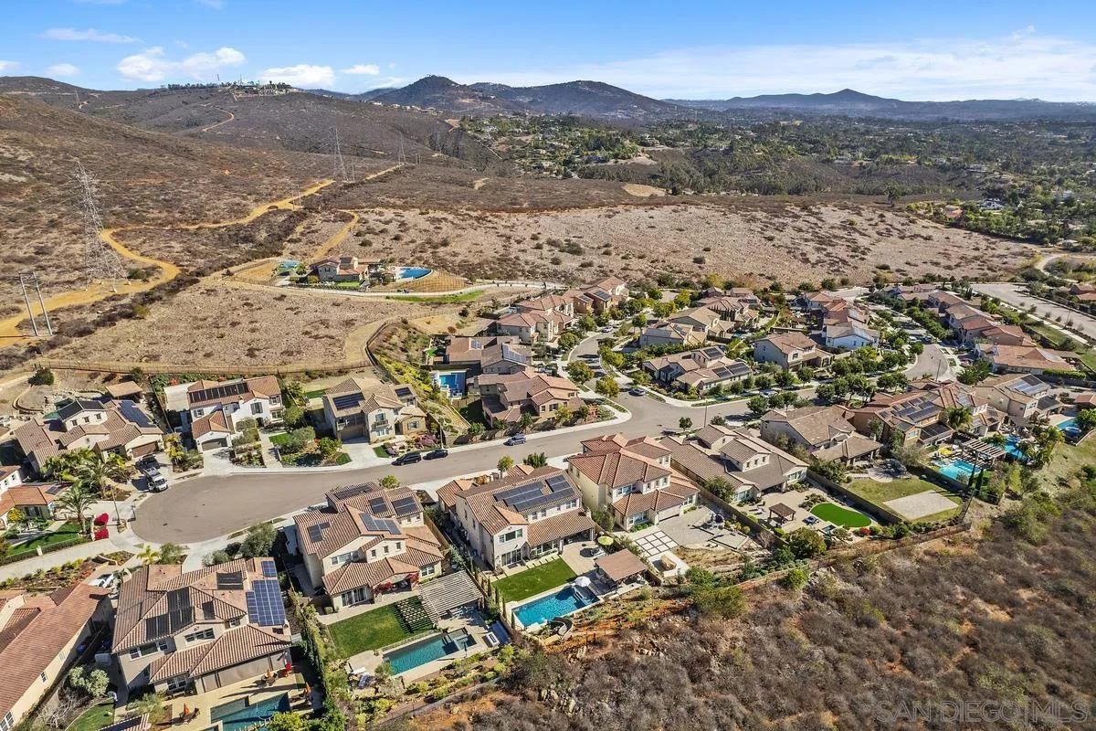 7495 Paseo Cristal Carlsbad, CA 92009 - Photo 72 of 75