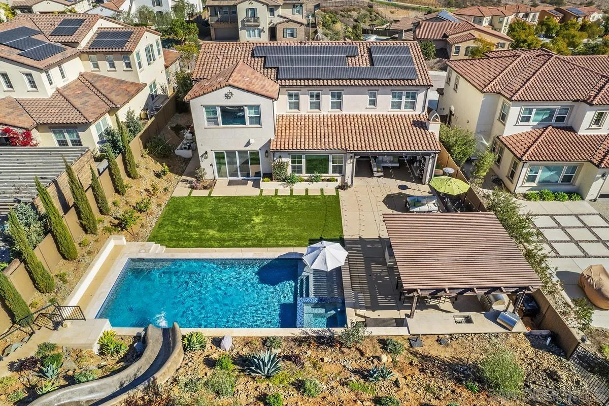 7495 Paseo Cristal Carlsbad, CA 92009 - Photo 73 of 75