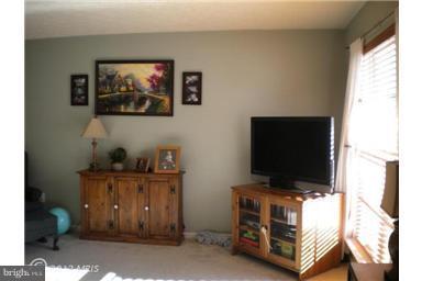 1819 Triple Feather Road, Unit 68 Severn, MD 21144 - Photo 2 of 8 Living Room