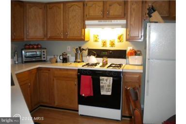 1819 Triple Feather Road, Unit 68 Severn, MD 21144 - Photo 4 of 8 Kitchen