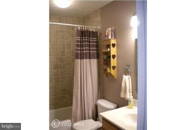 1819 Triple Feather Road, Unit 68 Severn, MD 21144 - Photo 8 of 8 Bath