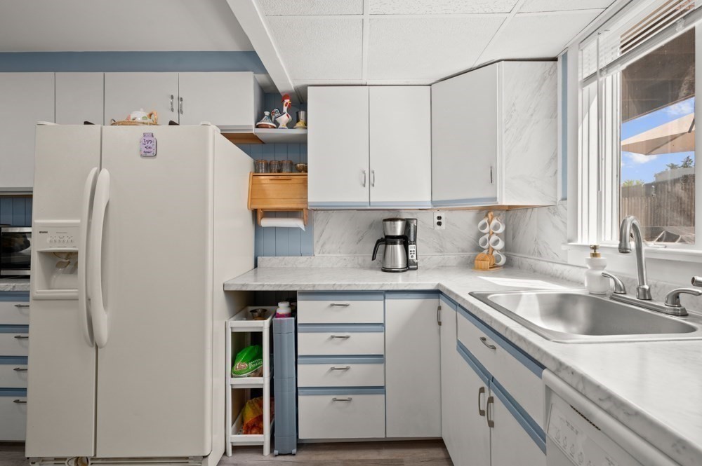 25 Ledge Street Melrose, MA 02176 - Photo 15 of 42