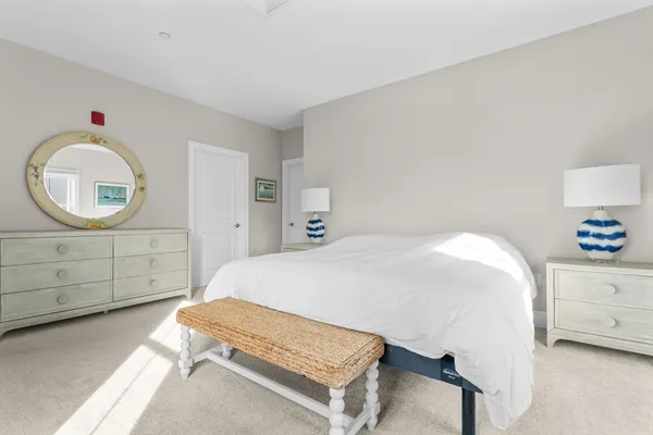 $515,000 | 441 Essex Street, Unit 202, Swampscott, MA 01907