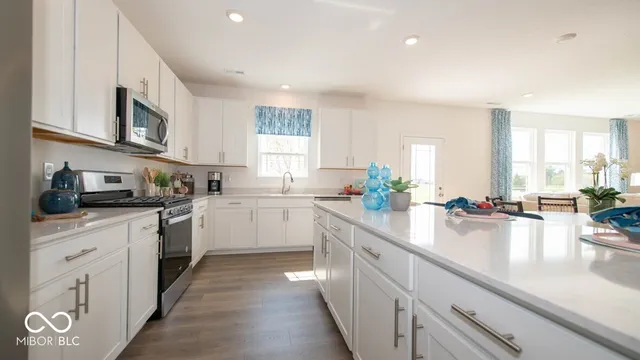 $473,900 | 2571 Kingman Drive, Whitestown, IN 46075