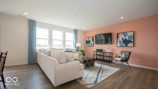 $473,900 | 2571 Kingman Drive, Whitestown, IN 46075