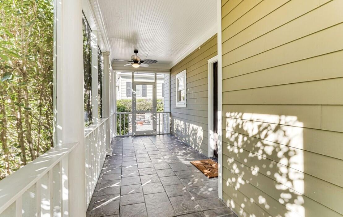 707 Hickman Road Augusta, GA 30904 - Photo 5 of 22 Screen Porch1