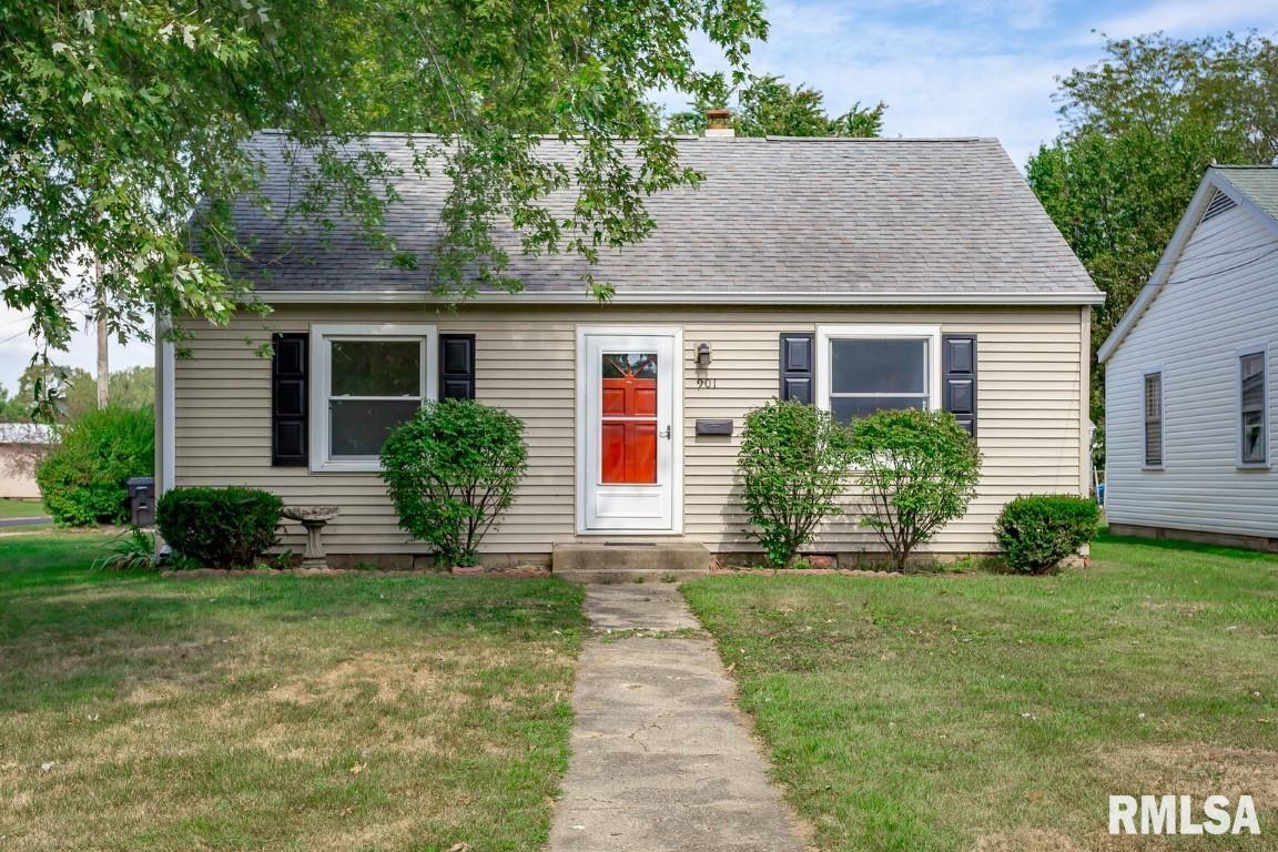 901 State Street Washington, IL 61571 - Photo 1 of 26 Gallery Image 1