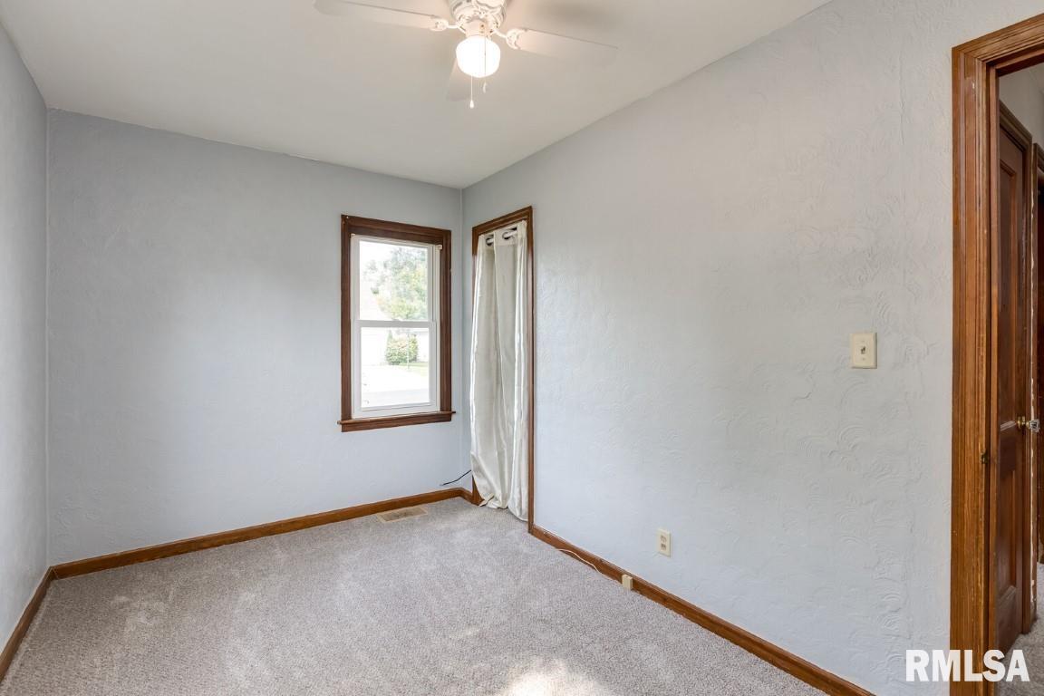 901 State Street Washington, IL 61571 - Photo 14 of 26 Gallery Image 14