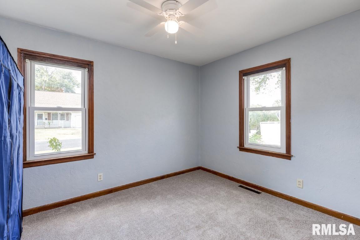 901 State Street Washington, IL 61571 - Photo 15 of 26 Gallery Image 15