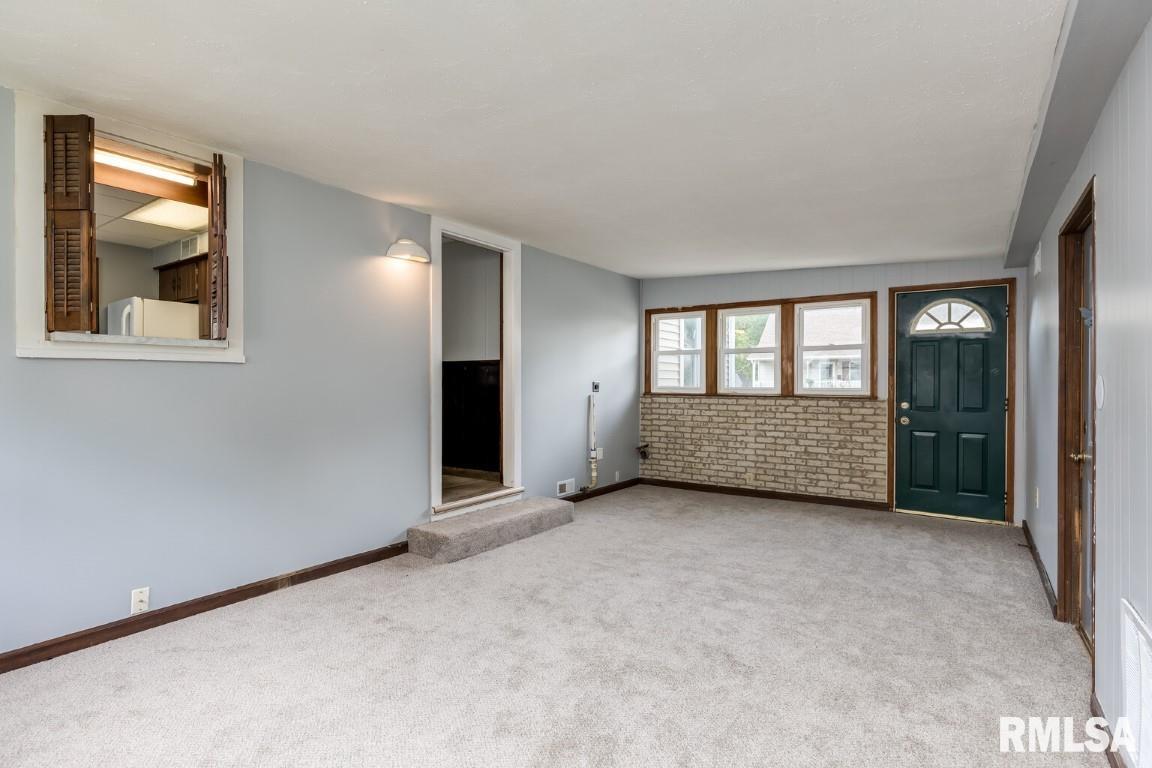 901 State Street Washington, IL 61571 - Photo 24 of 26 Gallery Image 24