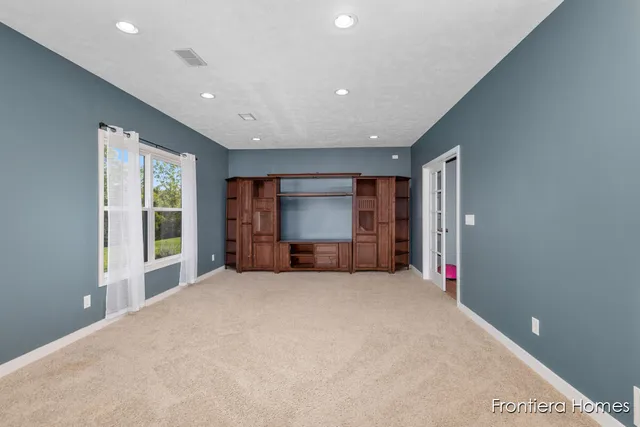 $465,000 | 311 Indian Bluffs Northeast, Sparta, MI 49345