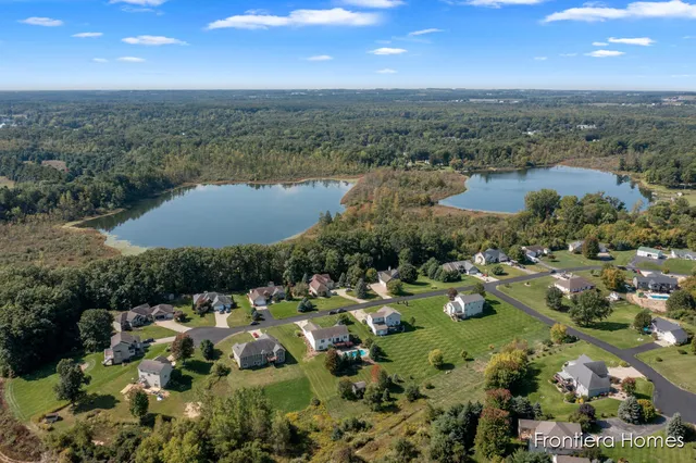 $465,000 | 311 Indian Bluffs Northeast, Sparta, MI 49345