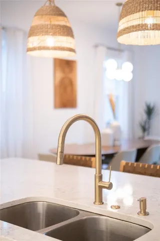 a close view of sink and tap