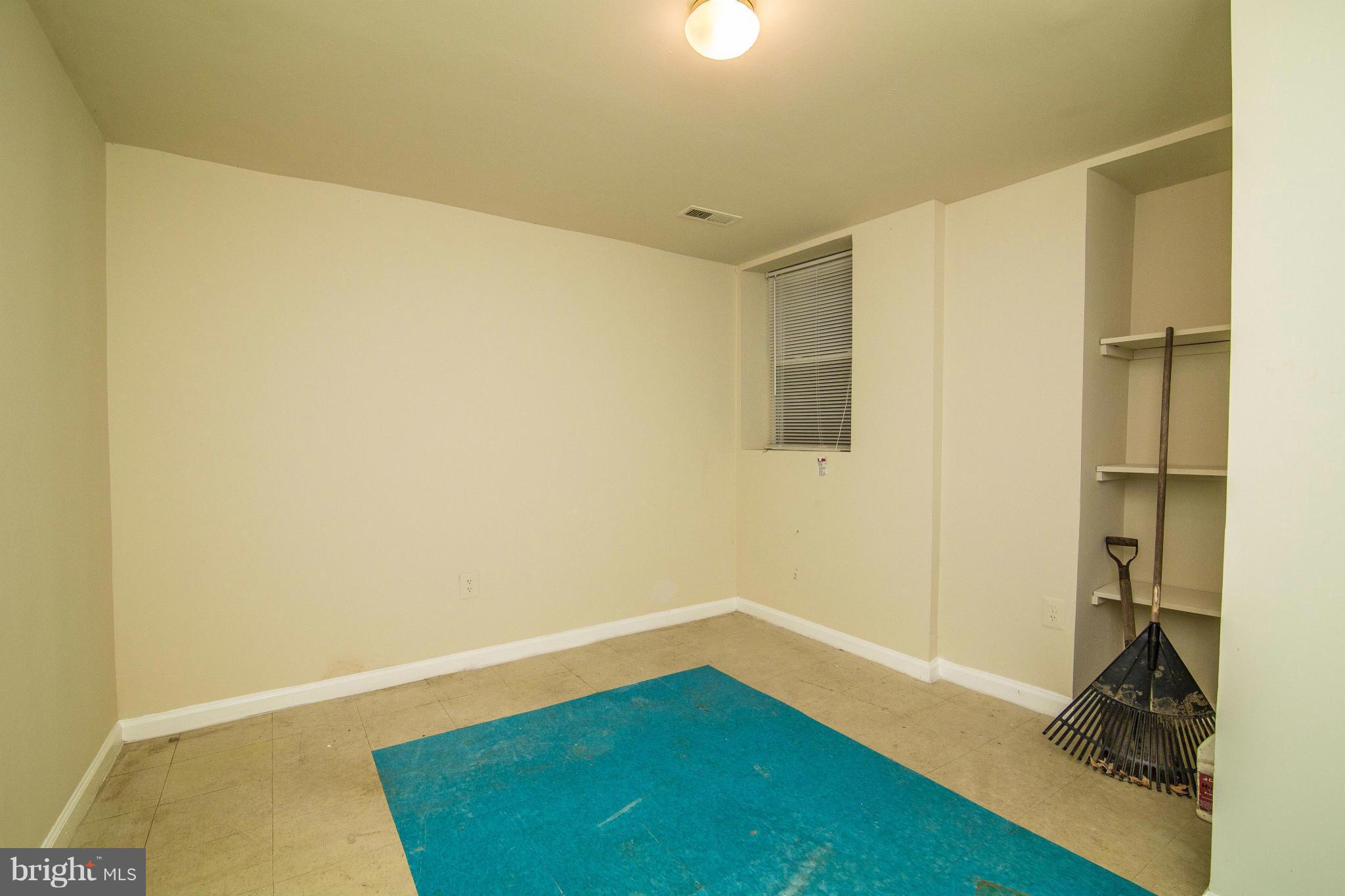 617 Park Road Northwest Washington, DC 20010 - Photo 11 of 28 Bedroom