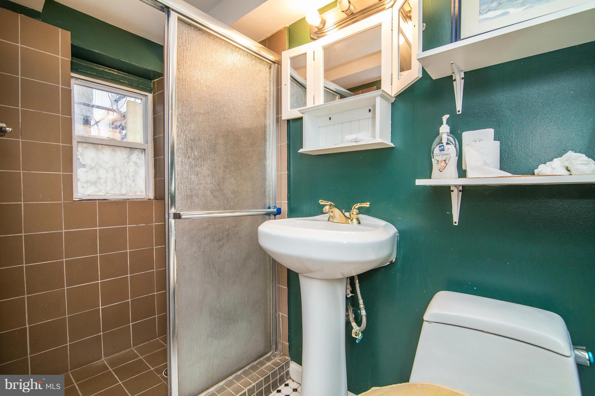 617 Park Road Northwest Washington, DC 20010 - Photo 14 of 28 Bath