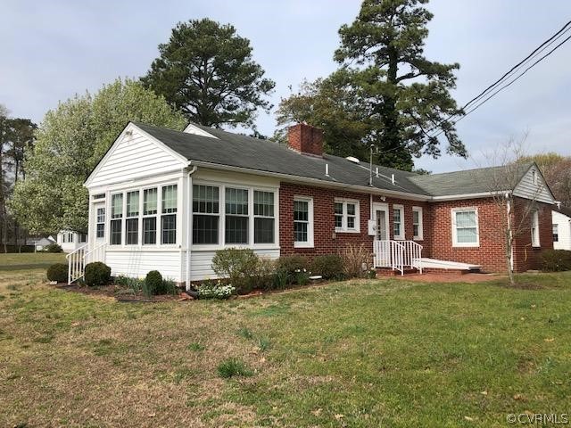 1431 Lafayette Road Gloucester Point, VA 23062 - Photo 3 of 30 Gallery Image 3