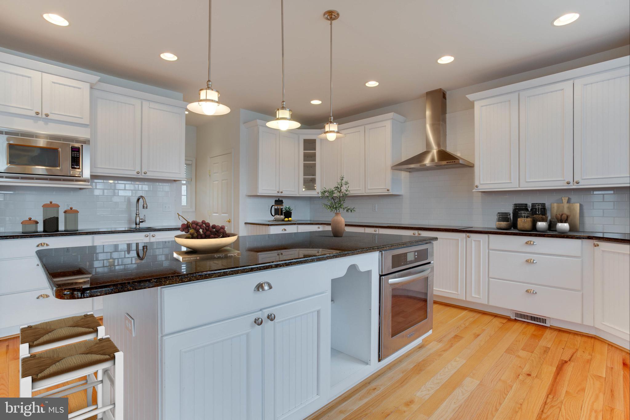 450 Forest Beach Road Annapolis, MD 21409 - Photo 18 of 96 Virtually Staged