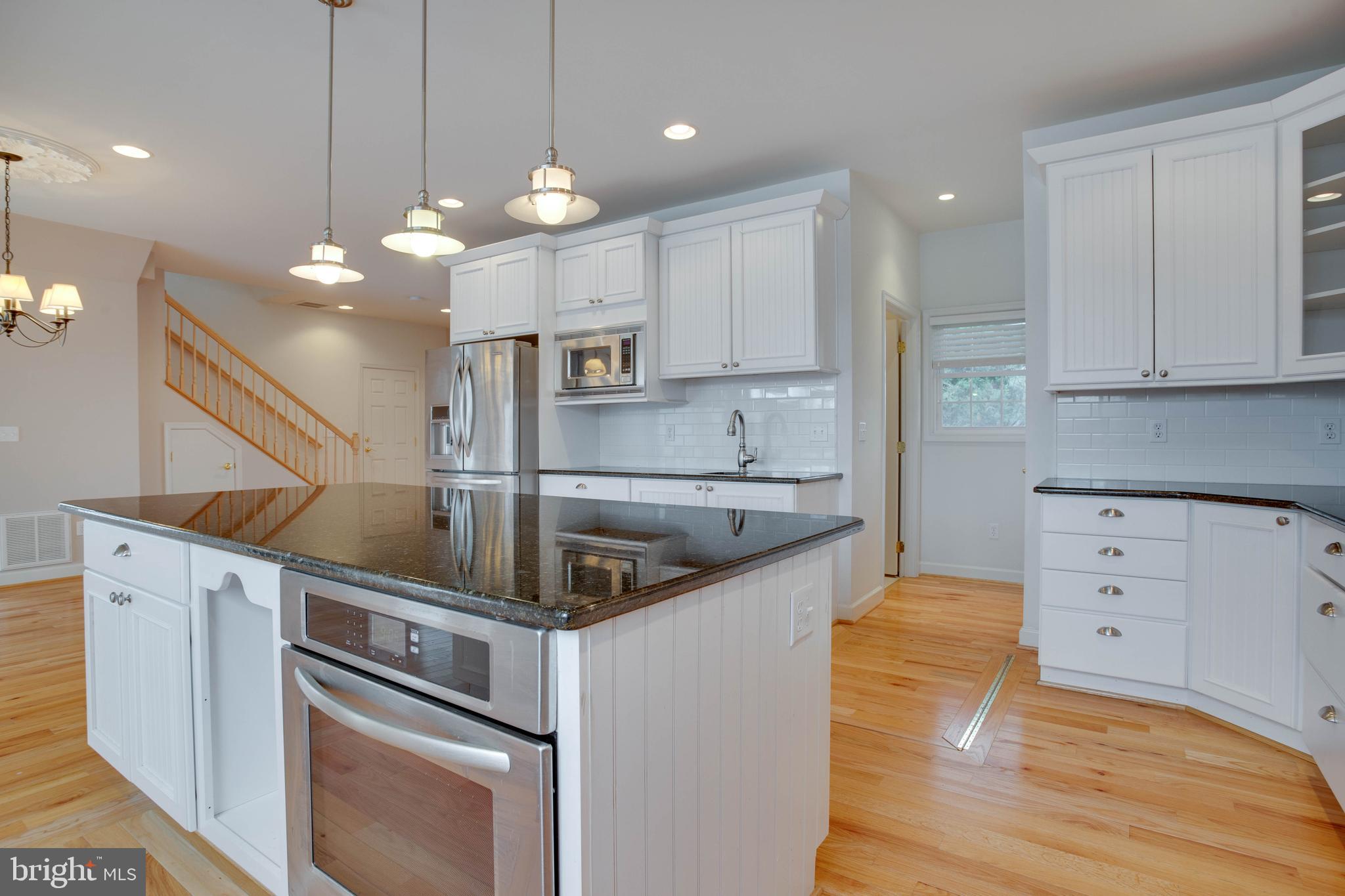 450 Forest Beach Road Annapolis, MD 21409 - Photo 20 of 96 Gallery Image 20