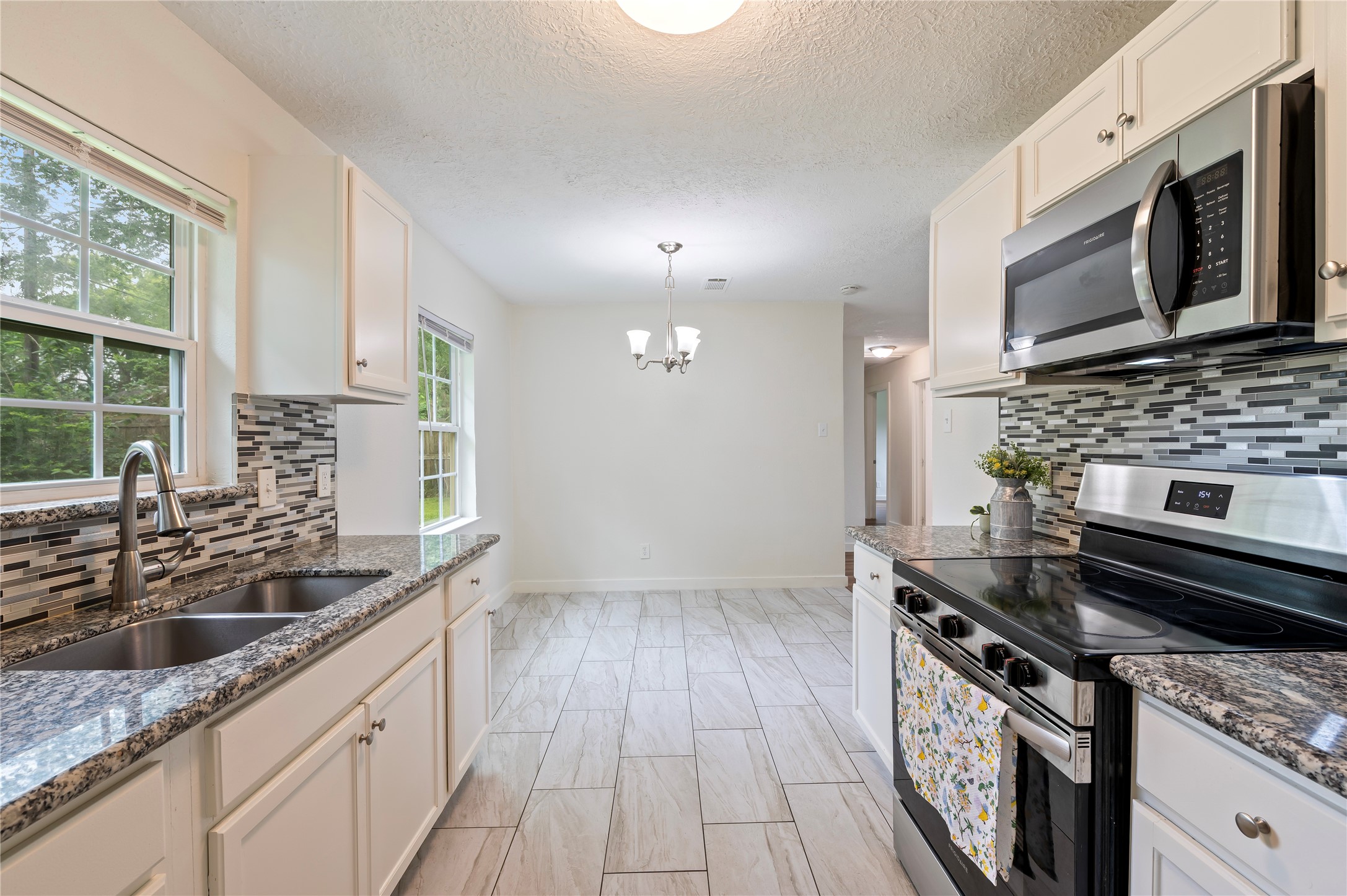 504 Burke Road Pasadena, TX 77506 - Photo 16 of 26