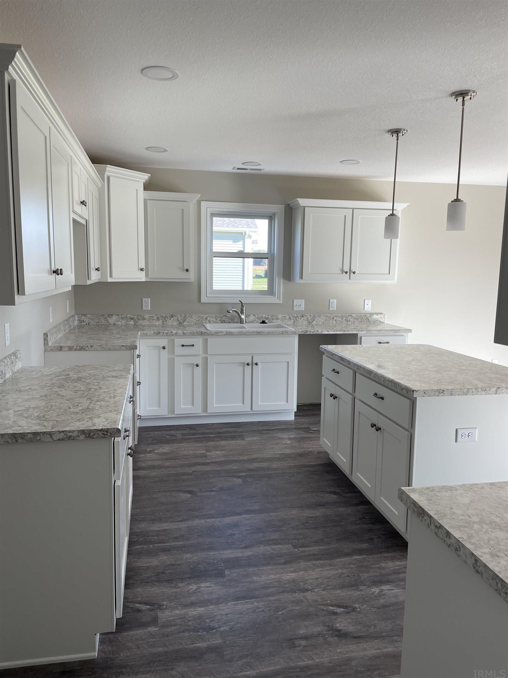773 Sycamore Street Decatur, IN 46733 - Photo 6 of 20