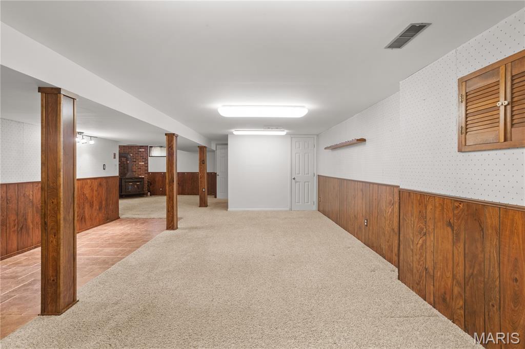 1295 Del Rey Drive Florissant, MO 63031 - Photo 12 of 18