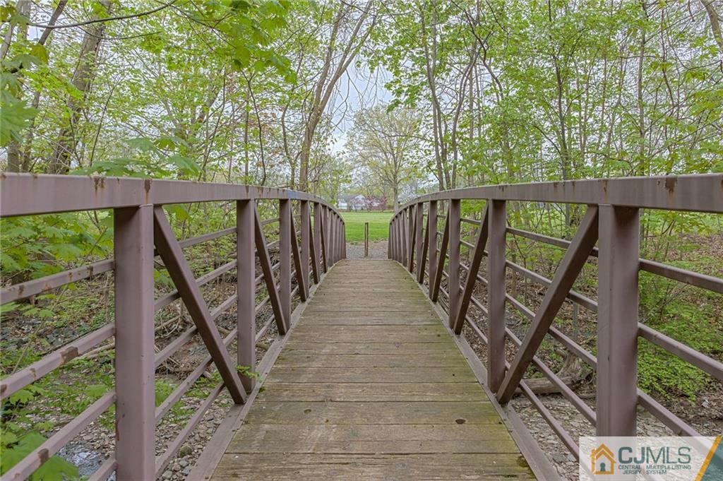 22 Raleigh Road Kendall Park, NJ 08824 - Photo 18 of 21 Gallery Image 18