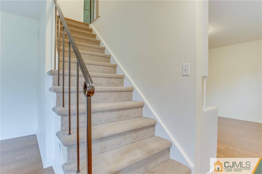 22 Raleigh Road Kendall Park, NJ 08824 - Photo 7 of 21 Gallery Image 7