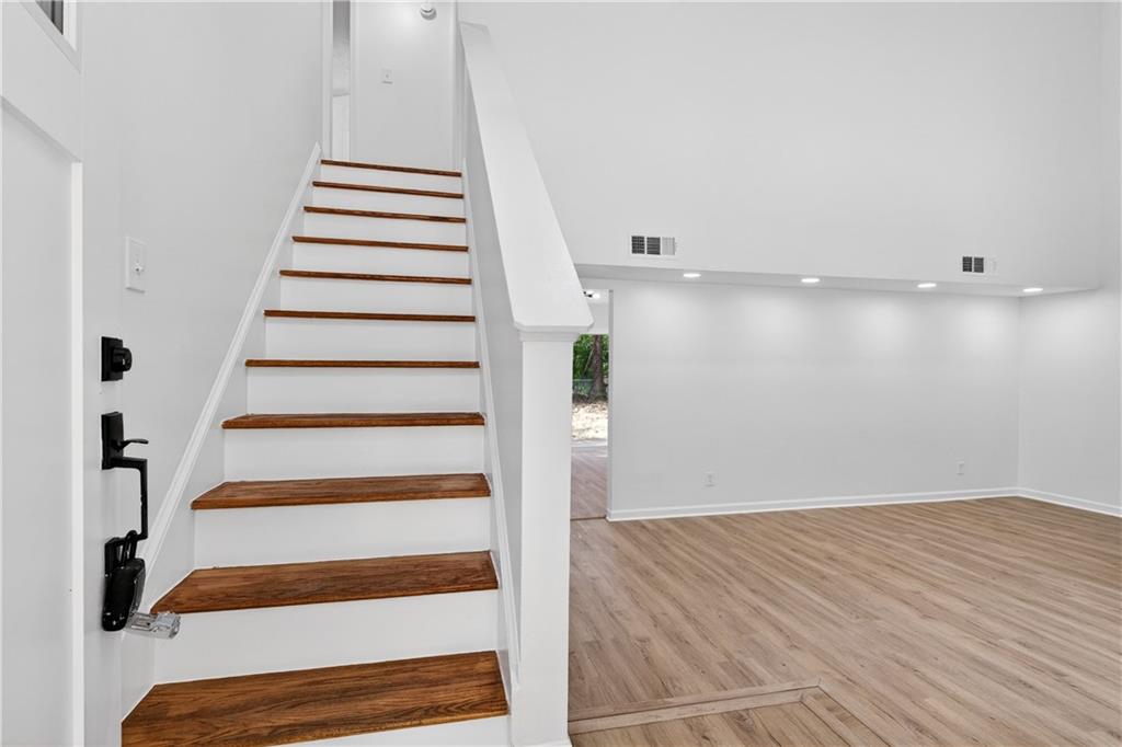170 Kipling Way Riverdale, GA 30274 - Photo 3 of 16 a view of entryway