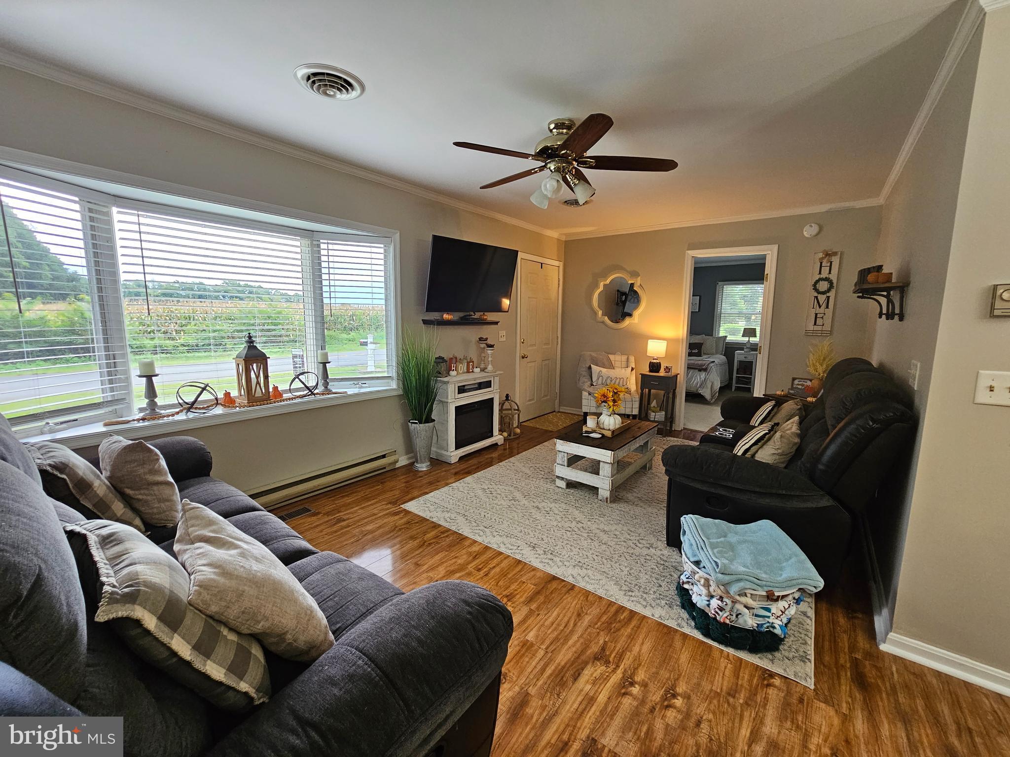 10408 Lewistown Road Cordova, MD 21625 - Photo 4 of 28 Living room with huge window to let in