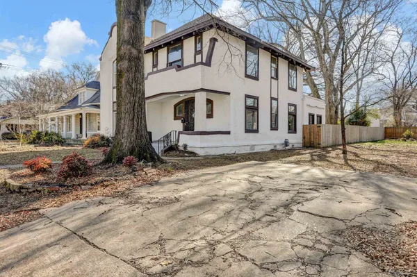 $399,000 | 1207 Central Avenue, Memphis, TN 38104